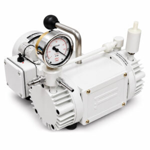 Bomba de Vácuo tipo Diafragma a Seco 2 estágios sem Resistência Química – Vácuo Relativo 758 mm Hg / 29,8 pol Hg – Vazão 34 L/min / 1,2 c fl/min – Modelo 826