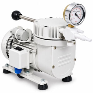 Bomba de Vácuo tipo Diafragma a Seco 1 estágio com Resistência Química – Vácuo Relativo 700 mm Hg / 27,5 pol Hg – Vazão 34 L/min / 1,2 c ft/min – Modelo 825T