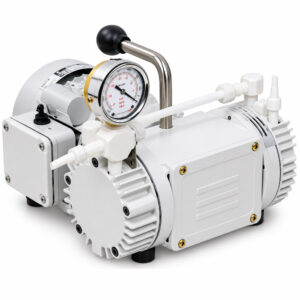Bomba de Vácuo tipo Diafragma a Seco 2 estágios com Resistência Química – Vácuo Relativo 760 mm Hg / 29,9 pol Hg – Vazão 34 L/min / 1,2 c ft/min – Modelo 826T