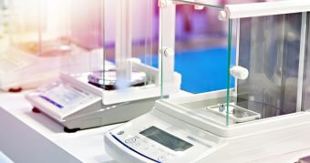 Balança analítica preço quanto custa e como escolher